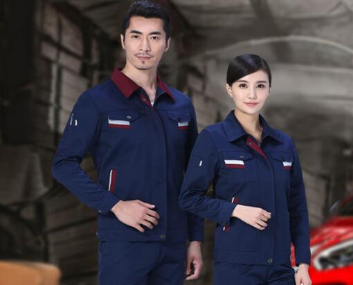 企業(yè)在選擇南京工作服定做廠(chǎng)家時(shí)需要注意哪些